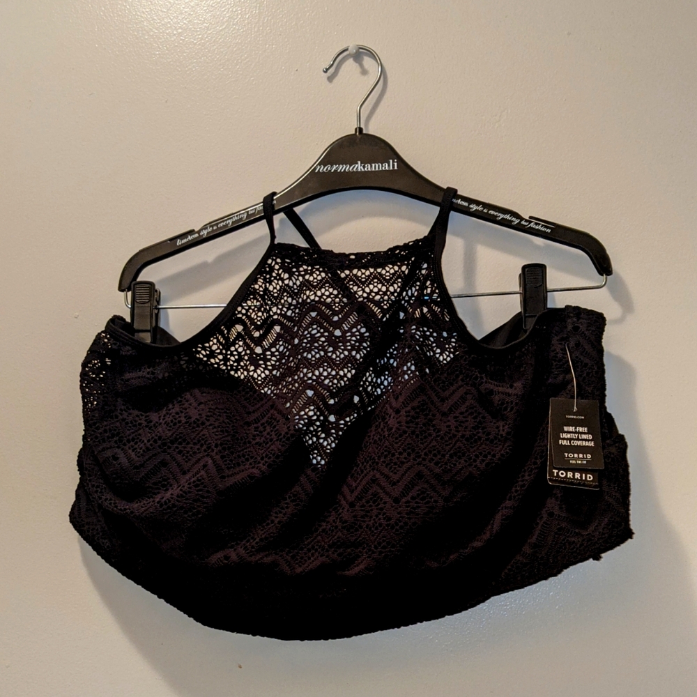 Torrid 4 Black Lace Bathing Suit Top